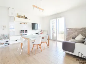 Prodej bytu 3+1, Città Sant'Angelo,, Itálie, 108 m2