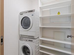 Prodej bytu 4+kk, Praha - Holešovice, Sanderova, 135 m2