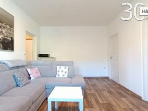 Prodej bytu 3+kk, Vsetín, Jasenická, 60 m2
