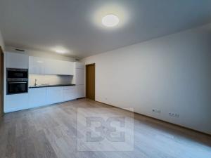 Pronájem bytu 2+kk, Praha - Smíchov, Toyen, 59 m2