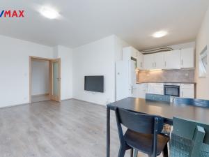 Pronájem bytu 2+kk, Praha - Střížkov, Makedonská, 60 m2