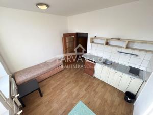 Pronájem bytu 1+kk, Plzeň - Jižní Předměstí, Krátká, 20 m2