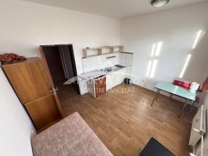 Pronájem bytu 1+kk, Plzeň - Jižní Předměstí, Krátká, 20 m2
