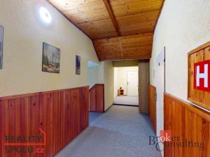Prodej ubytování, Klášterec nad Ohří - Miřetice u Klášterce nad Ohří, Ciboušovská, 446 m2