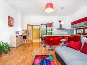 Prodej bytu 4+kk, Praha - Štěrboholy, Laudonova, 130 m2