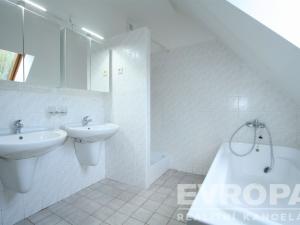 Prodej rodinného domu, Praha - Krč, Branická, 235 m2