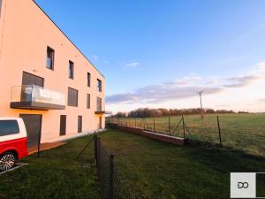 Pronájem bytu 2+kk, Praha - Újezd nad Lesy, Rohožnická, 58 m2