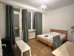 Pronájem bytu 2+1, Praha - Nové Město, Karlovo náměstí, 75 m2