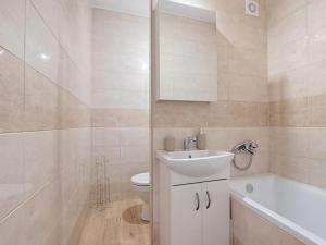 Pronájem bytu 1+kk, Orlová, Adamusova, 33 m2