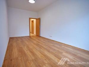 Pronájem bytu 2+kk, Zlín, Ševcovská, 65 m2