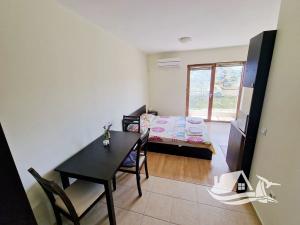 Prodej bytu 1+kk, Bjala, Bulharsko, 32 m2
