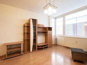 Pronájem bytu 2+kk, Praha - Troja, Olštýnská, 37 m2