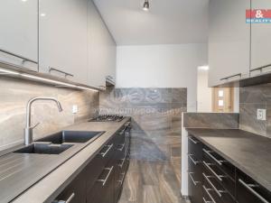Prodej bytu 3+1, Praha - Stodůlky, Bellušova, 80 m2