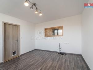 Prodej bytu 3+1, Praha - Stodůlky, Bellušova, 80 m2