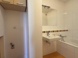 Pronájem bytu 2+kk, Brno - Bystrc, Říčanská, 63 m2