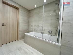 Pronájem bytu 1+kk, Praha, Sochorcova, 44 m2