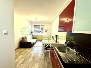 Pronájem bytu 2+kk, Vsetín, Tyršova, 39 m2