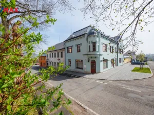 Prodej vícegeneračního domu, Valeč, Široká, 688 m2