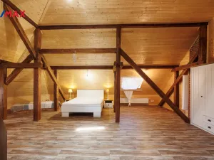 Prodej ubytování, Valeč, Široká, 688 m2