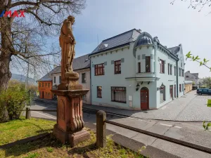 Prodej ubytování, Valeč, Široká, 688 m2