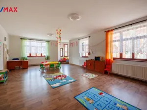 Prodej ubytování, Valeč, Široká, 688 m2