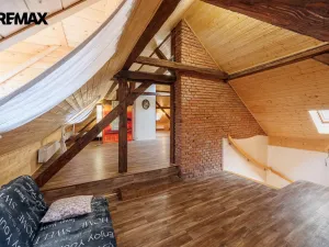 Prodej vícegeneračního domu, Valeč, Široká, 688 m2