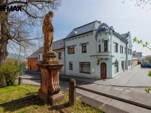 Prodej vícegeneračního domu, Valeč, Široká, 688 m2