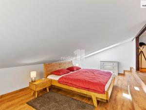 Prodej bytu 3+kk, Chrastava, náměstí 1. máje, 156 m2