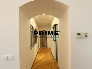 Pronájem bytu 3+1, Praha - Nové Město, Odborů, 80 m2