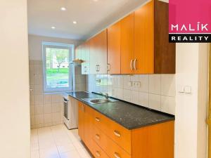 Prodej bytu 4+kk, Ostrov, Májová, 63 m2
