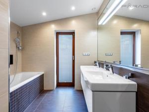 Prodej rodinného domu, Vrané nad Vltavou, Na Kodlíči, 232 m2