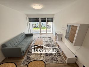 Pronájem bytu 1+kk, Zlín, Kvítková, 33 m2