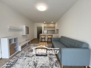 Pronájem bytu 1+kk, Zlín, Kvítková, 33 m2