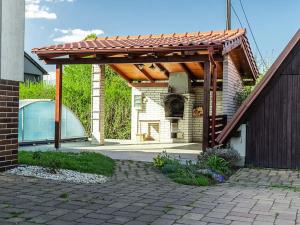 Prodej rodinného domu, Hrabyně, 250 m2