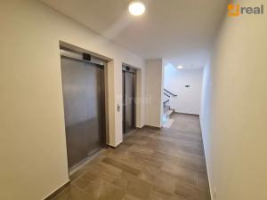 Pronájem bytu 2+kk, Praha - Třebonice, U Radosti, 51 m2