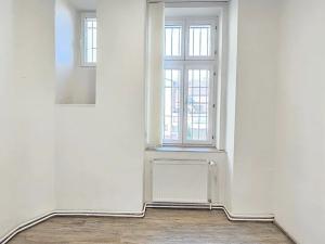 Pronájem obchodního prostoru, Kolín, Kouřimská, 42 m2