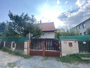 Prodej rodinného domu, Mukařov, Obecní, 250 m2