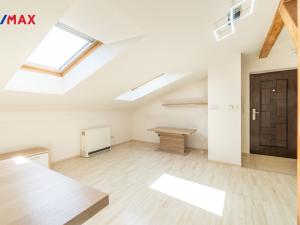 Pronájem bytu 2+kk, Praha - Libeň, Davídkova, 40 m2