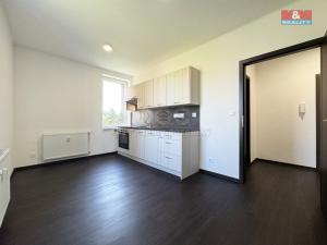 Pronájem bytu 2+1, Karlovy Vary - Bohatice, U Trati, 61 m2