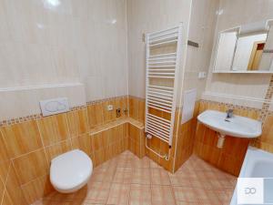Prodej bytu 2+1, Pardubice, Na Rybníčkách, 40 m2