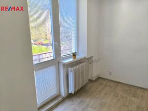Prodej bytu 1+1, Sokolov, Heyrovského, 37 m2