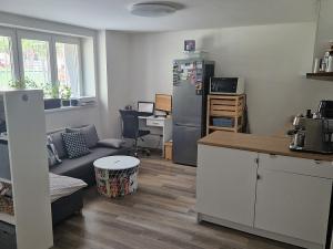Pronájem bytu 1+1, Vsetín, Na Kamencoch, 37 m2