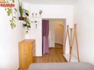 Prodej bytu 2+kk, Praha - Lochkov, Cementářská, 46 m2