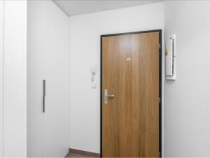 Pronájem bytu 2+kk, Praha - Lhotka, U Nového dvora, 44 m2
