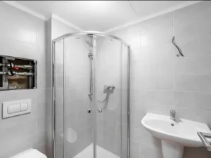 Pronájem bytu 2+kk, Praha - Lhotka, U Nového dvora, 44 m2