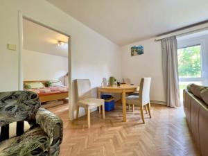 Pronájem bytu 2+1, Praha - Košíře, Na Šmukýřce, 60 m2