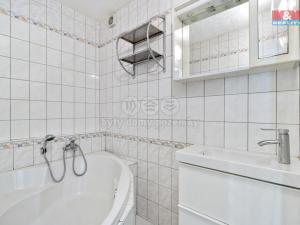 Pronájem bytu 3+1, Krupka, Jasmínová, 66 m2