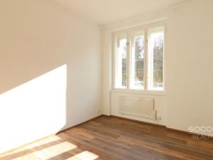 Pronájem bytu 2+kk, Praha - Žižkov, Jeseniova, 50 m2
