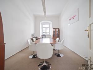 Pronájem kanceláře, Pardubice - Zelené Předměstí, třída Míru, 60 m2