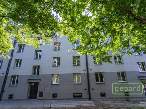Pronájem bytu 1+1, Praha - Strašnice, Průběžná, 35 m2